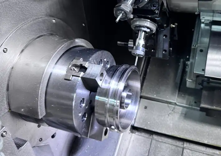Aluminum CNC turning & mill-turn: precise bores, faces and milled features